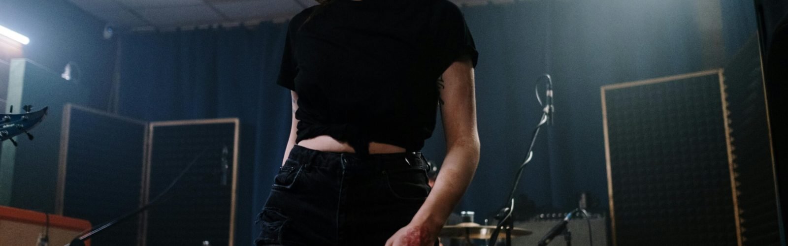 pexels-cottonbro-5648343